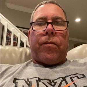 Meet your Posher, Bruce